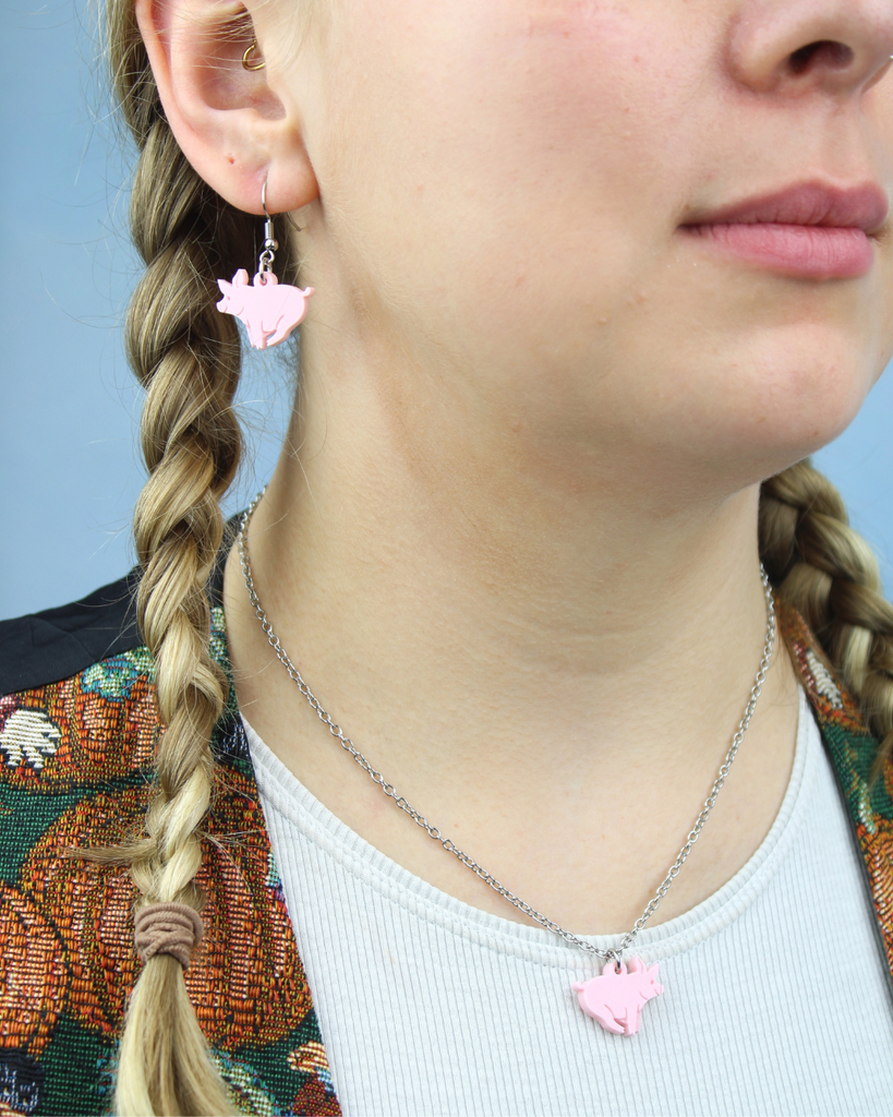 Piggy In The Middle Necklace - Sour Cherry