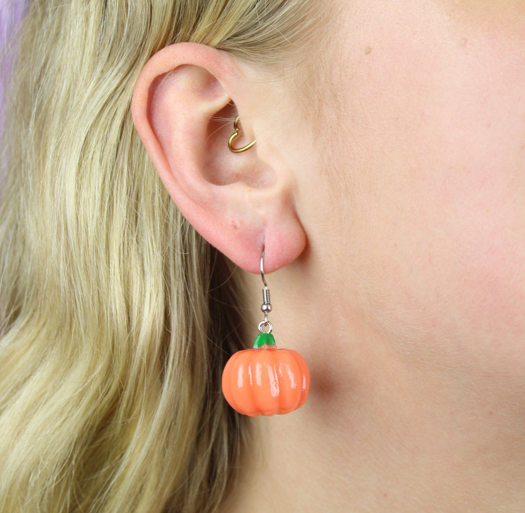 Gone Pumpkin Pickin Earrings - Sour Cherry