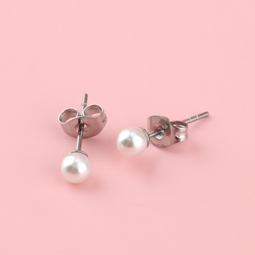 4mm Pearl Stud Earrings - Sour Cherry