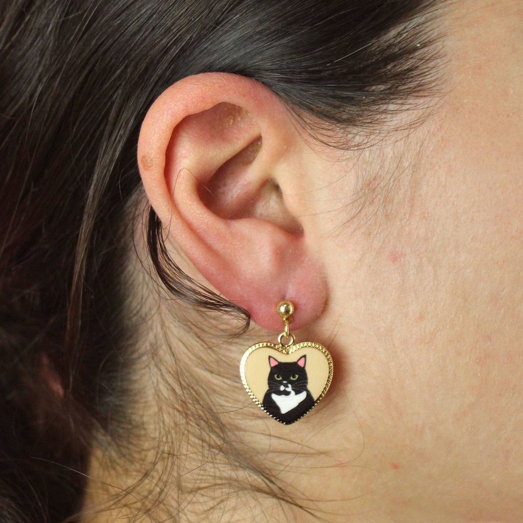 Black Cat Heart Stud Earrings - Sour Cherry