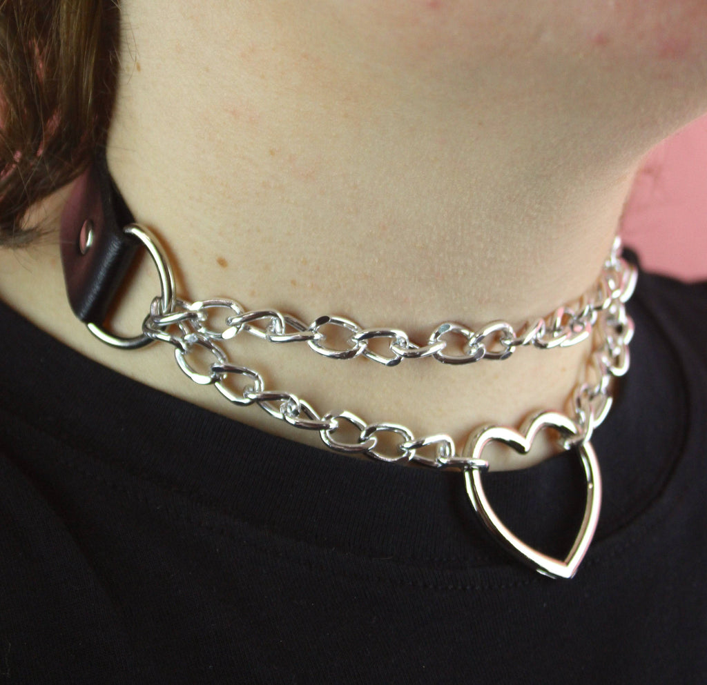 Black Double Chain Heart Choker - Sour Cherry