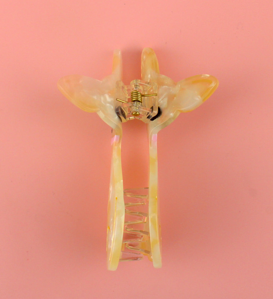 Picture showing the middle of the claw clip