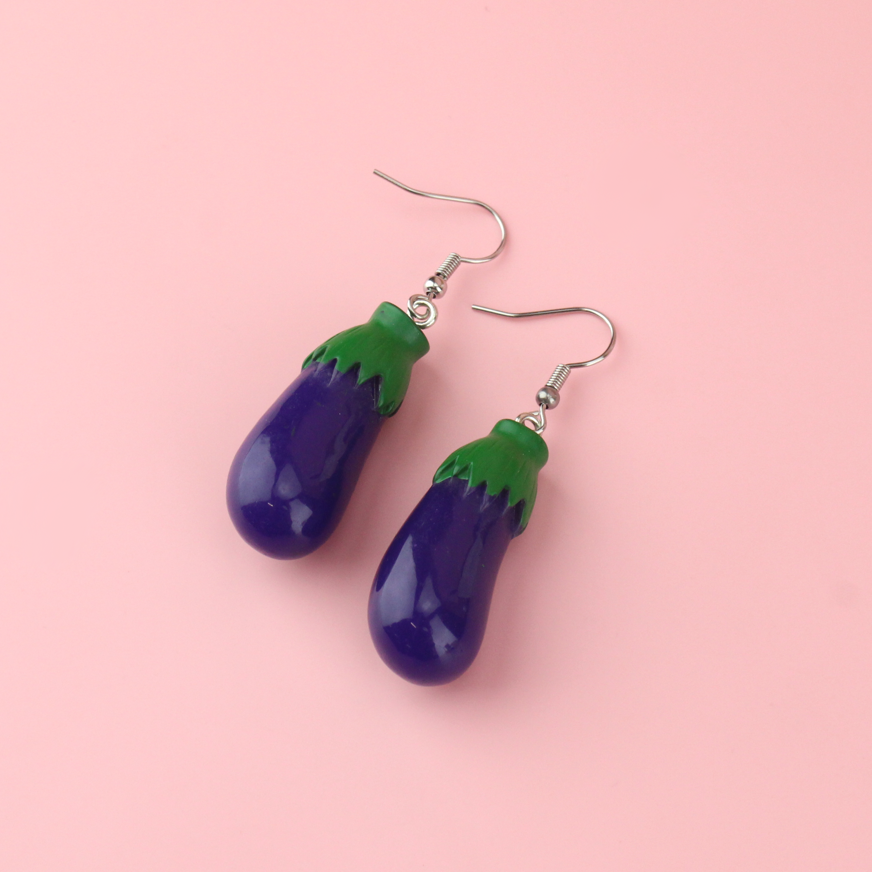 Eggplant 2025 colored earrings