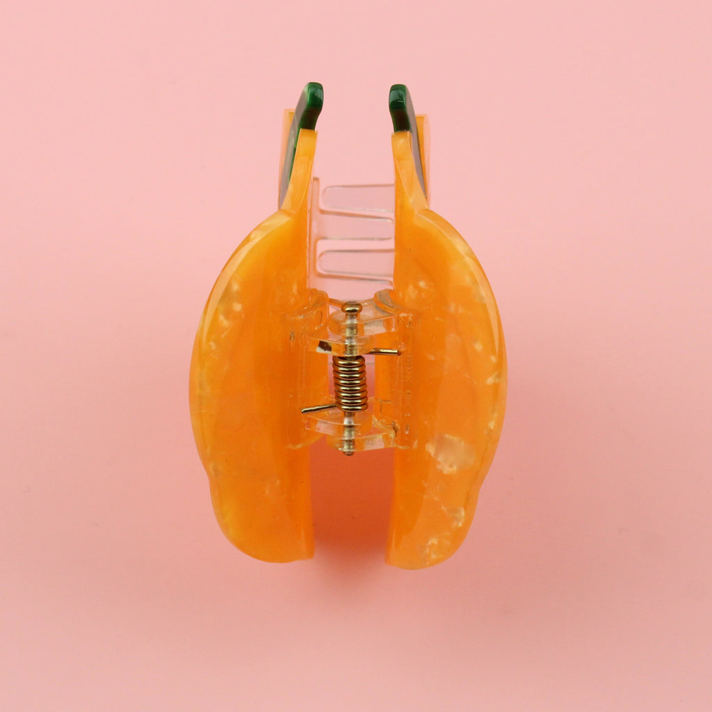 3D Claw Clip in the shape of a pumpkin