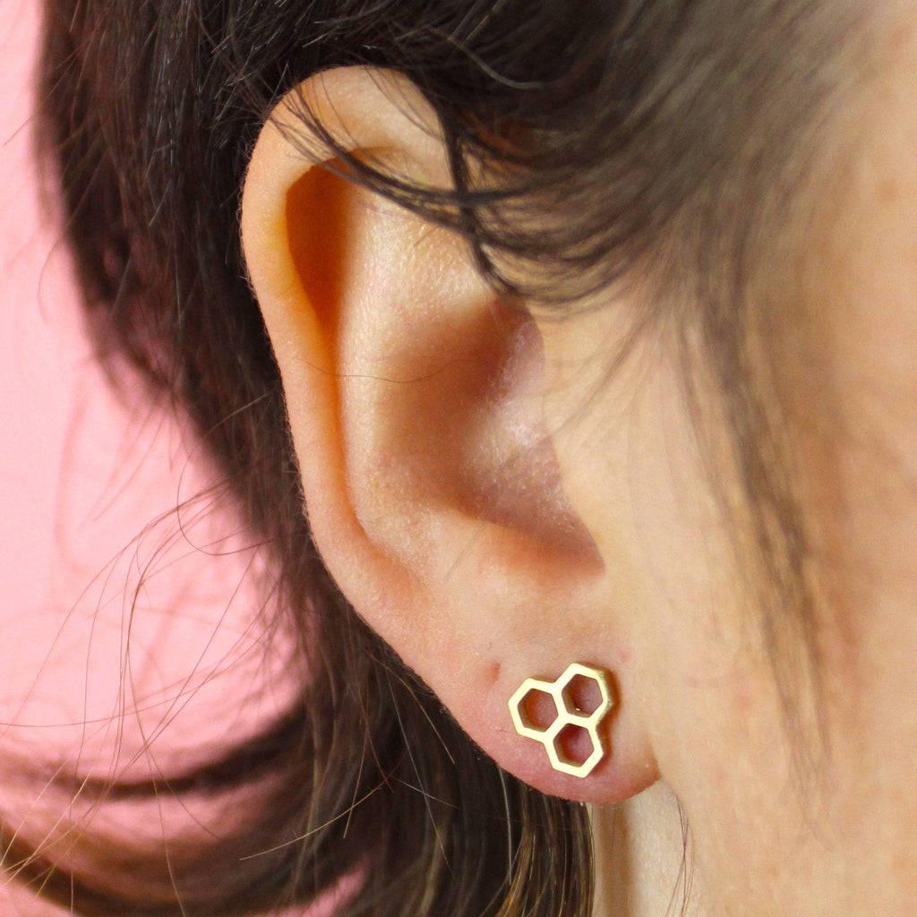 Honeycomb Stud Earrings (Gold plated) - Sour Cherry
