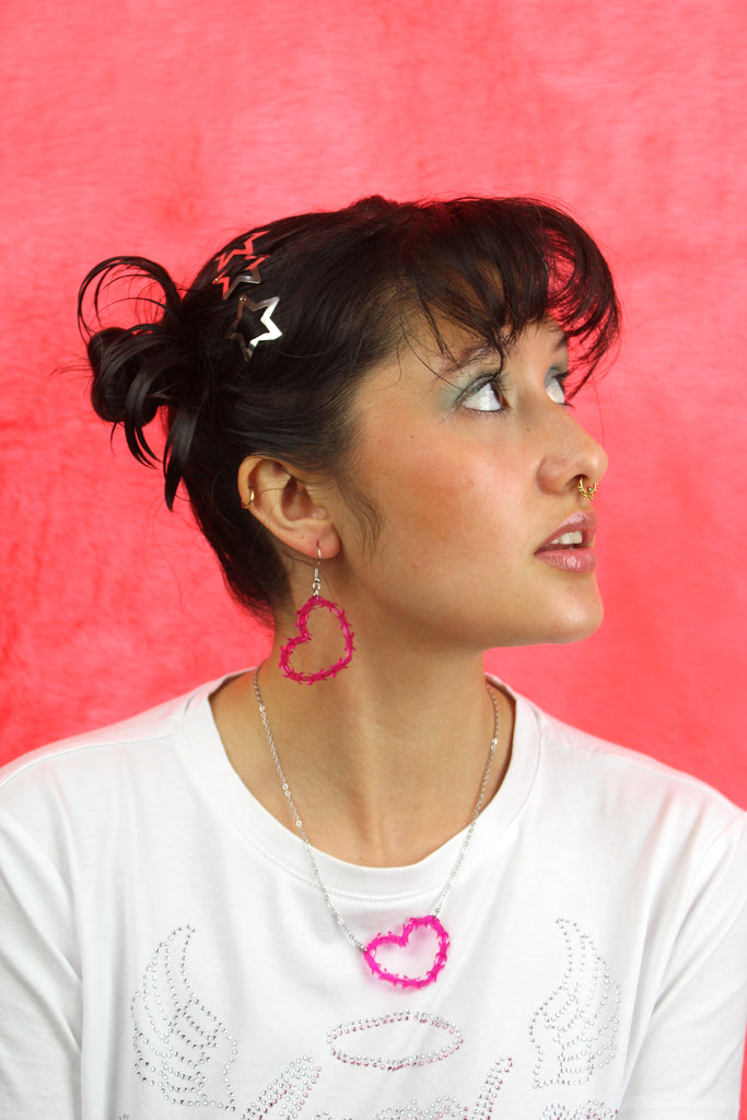 Pink Barbed Wire Heart Necklace - Sour Cherry