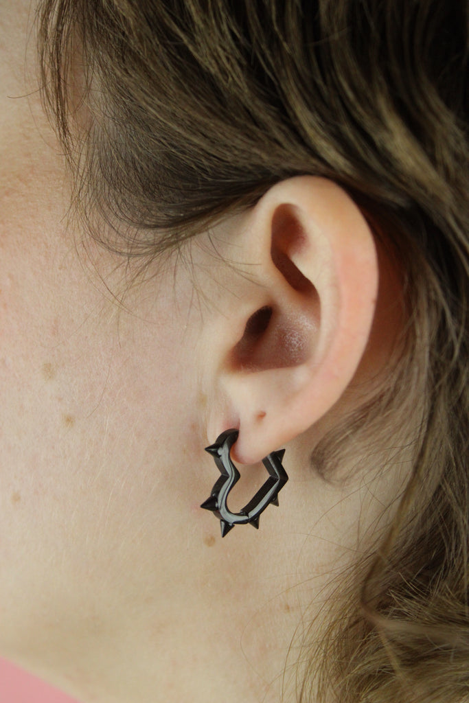 Heart Spike Huggie Hoop Earrings (Black) - Sour Cherry