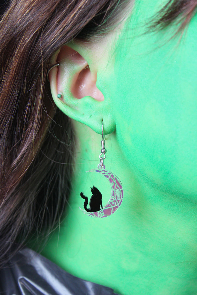 Meow Moon Earrings - Sour Cherry