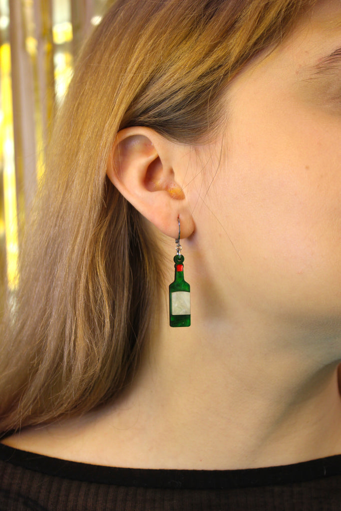 On The Rocks Huggie Hoop Earrings - Sour Cherry