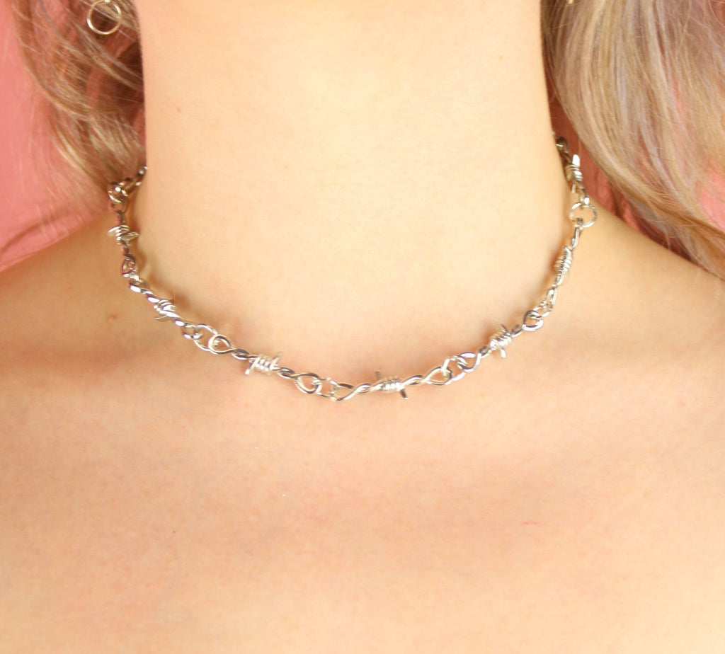 16 Inch Thin Barbed Wire Necklace - Sour Cherry