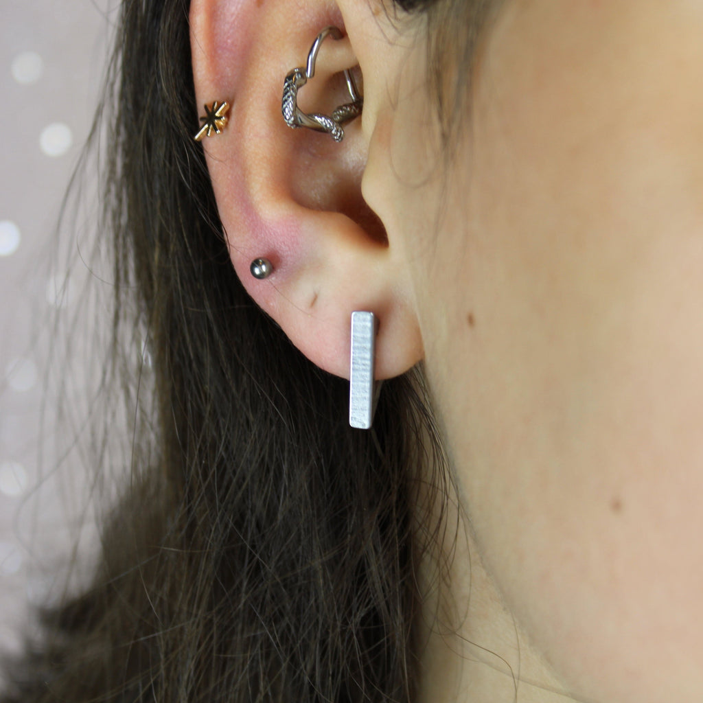 Triangle Huggie Hoop Earrings (Stainless Steel) - Sour Cherry