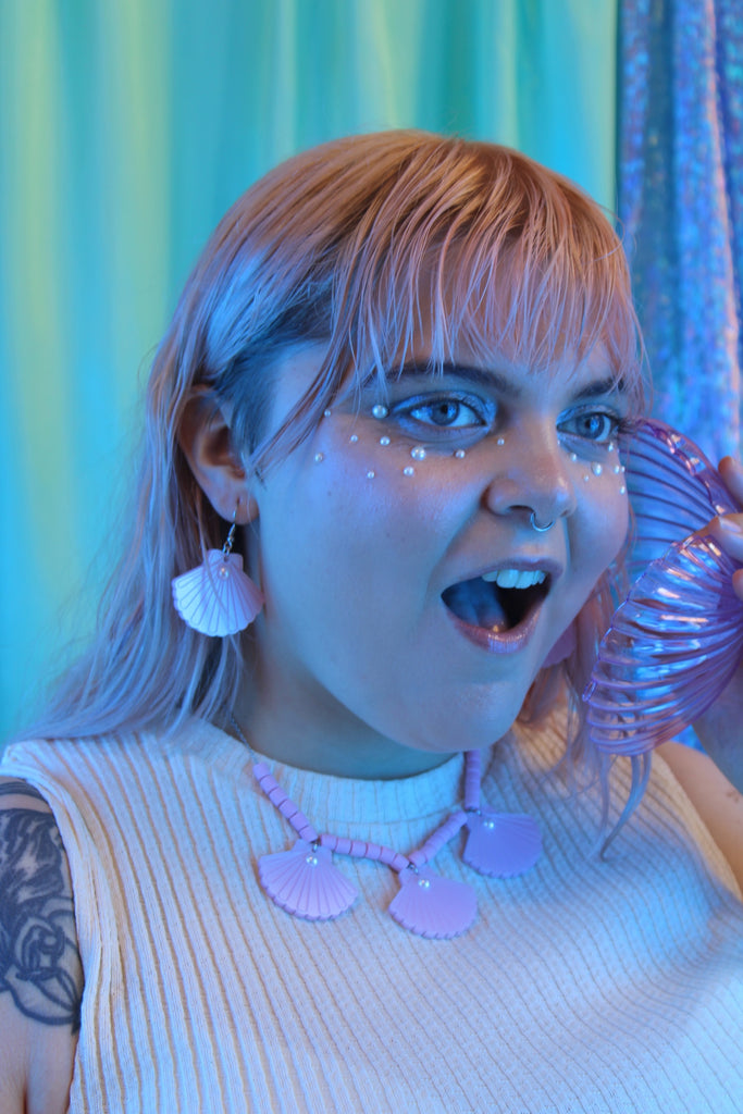 She Sells Sea Shell Earrings - Sour Cherry