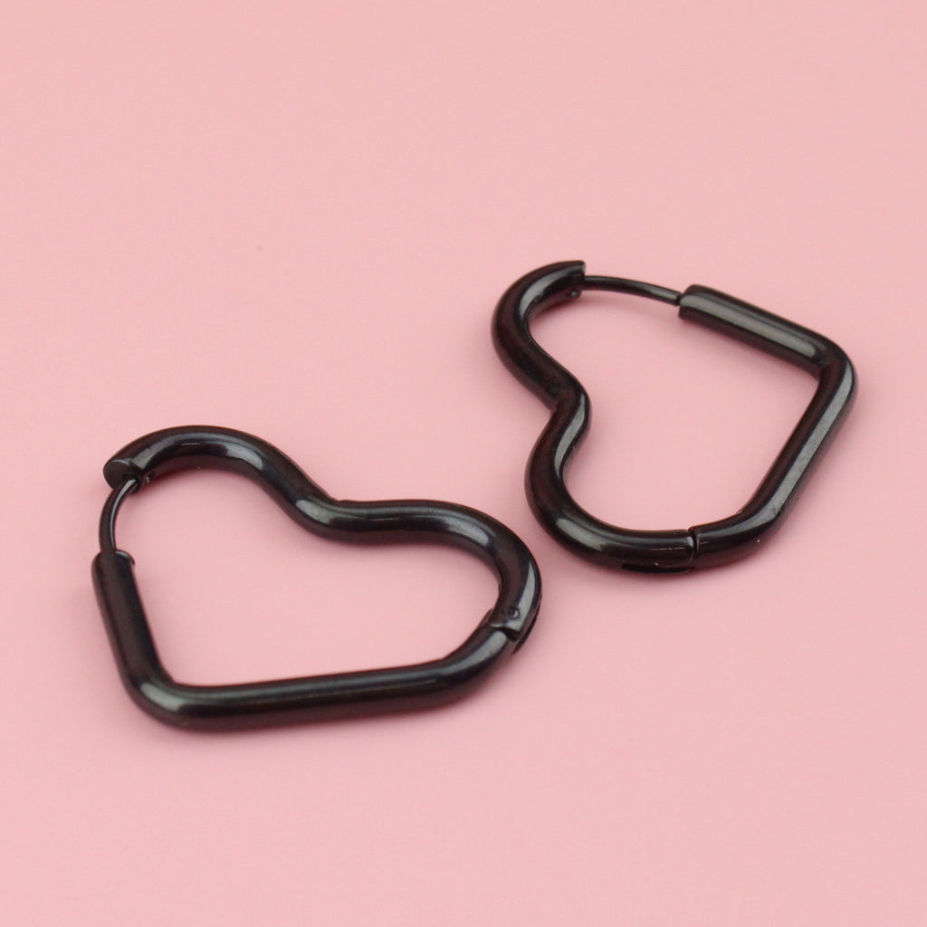 Black heart shaped stainless steel hoops