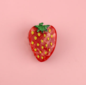 mini strawberry claw clip