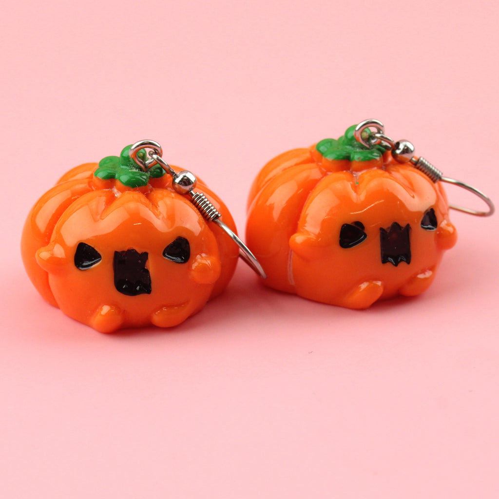 The Wailing Pumpkins Earrings - Sour Cherry