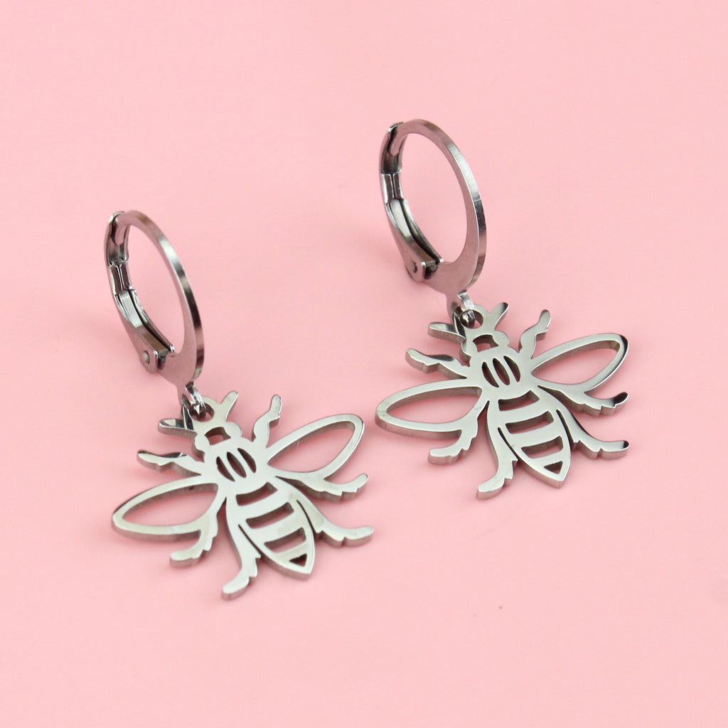 Working Bee Hoop Earrings - Sour Cherry