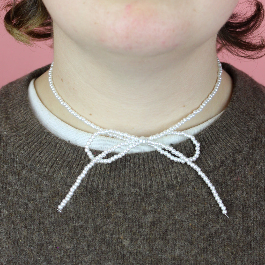 Beaded Bow Choker - White - Sour Cherry
