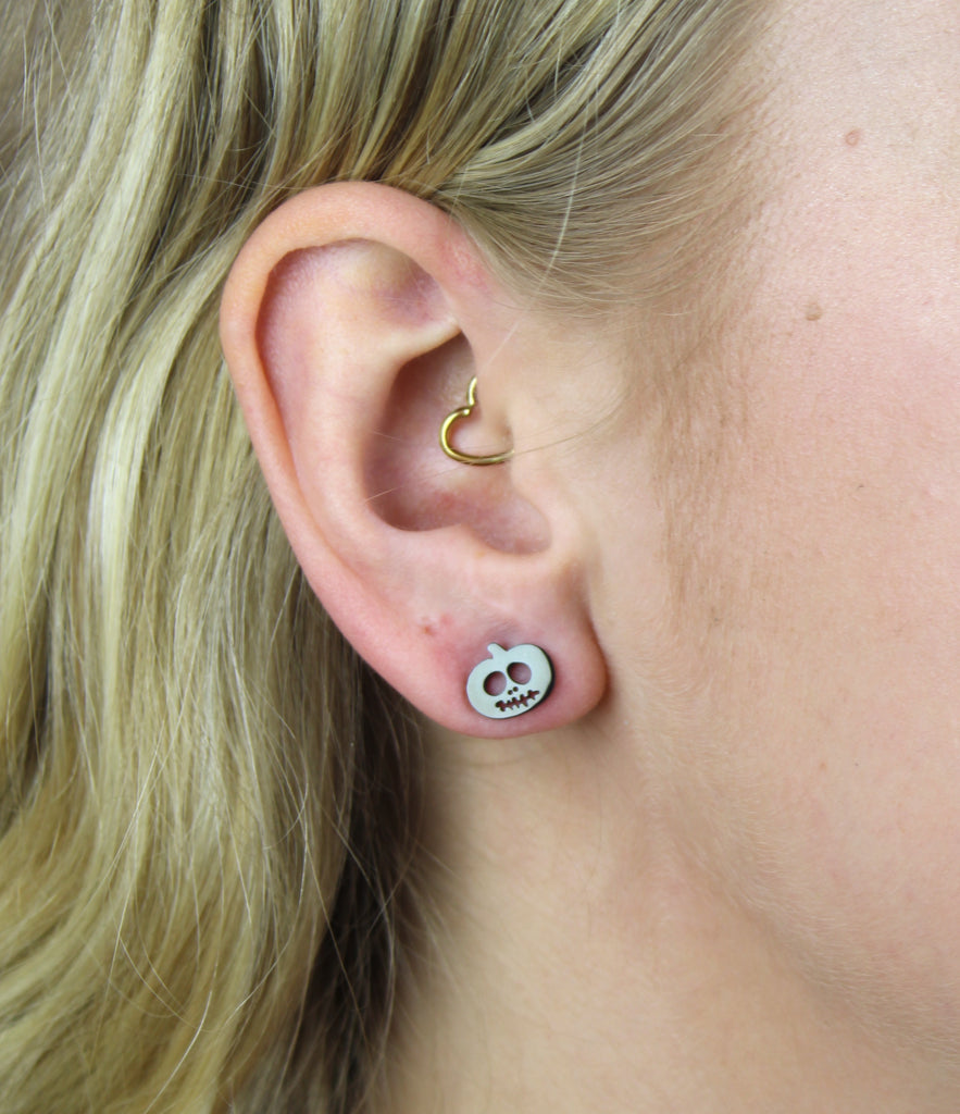 Pumpkin & Ghost Stud Earrings (Black) - Sour Cherry