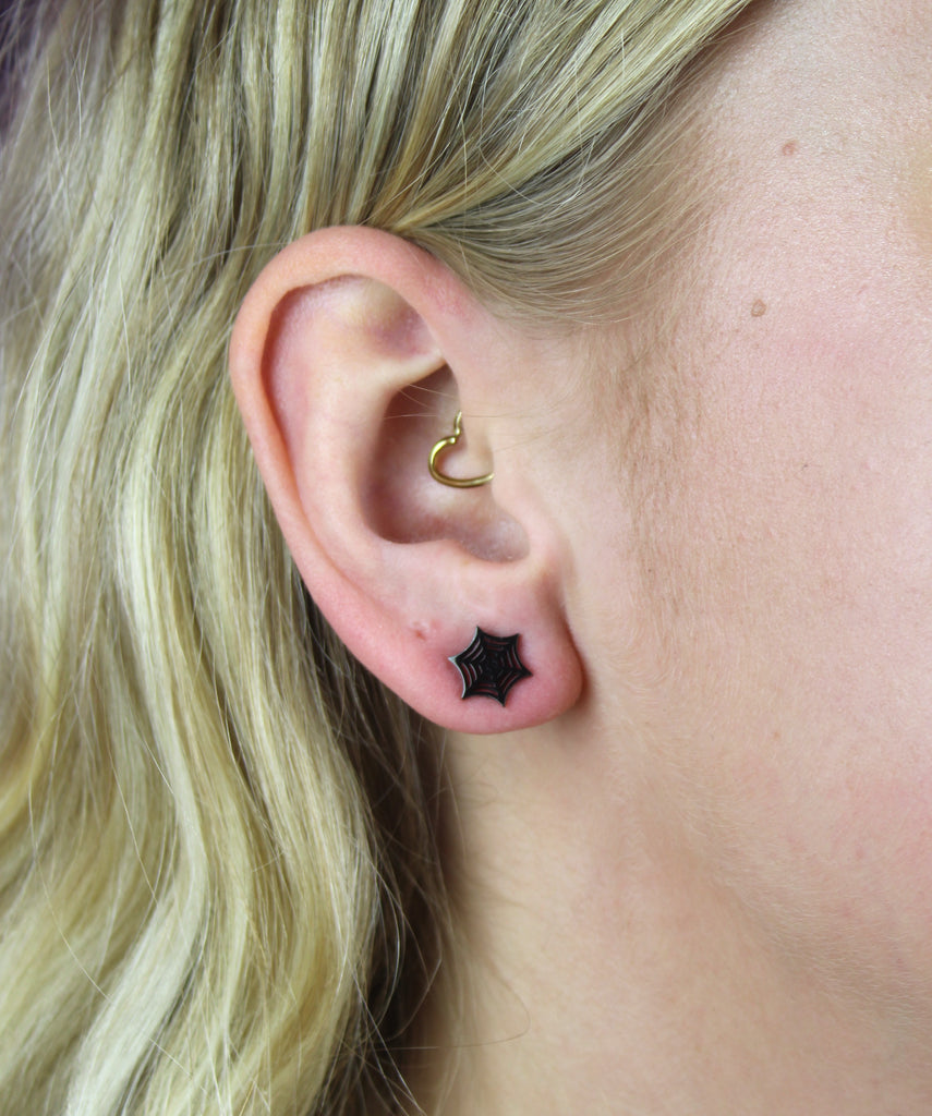 Spider Web Stud Earrings (Black) - Sour Cherry