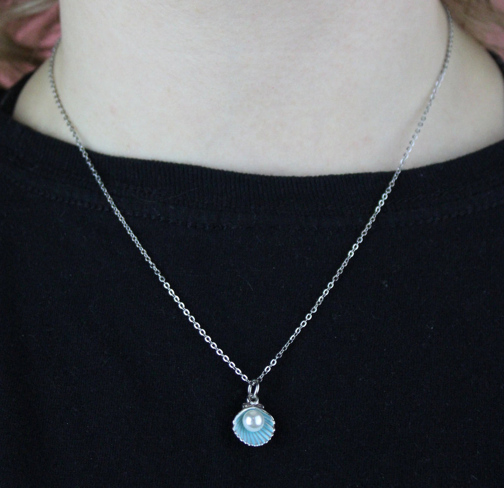 Beachy Keen Necklace (Blue) - Sour Cherry
