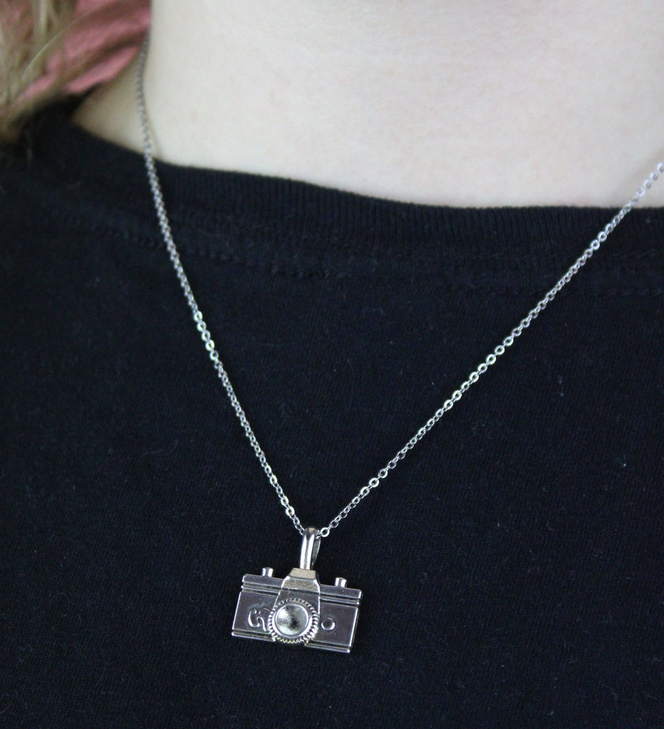 Vintage Camera Necklace - Sour Cherry