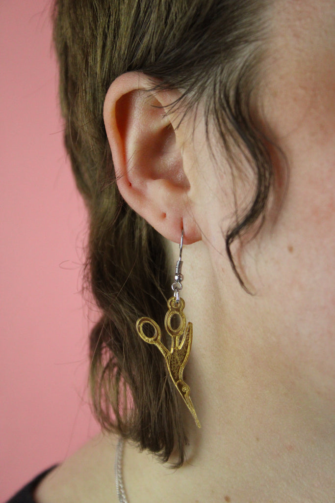 Crane Sewing Scissors Earrings - Sour Cherry