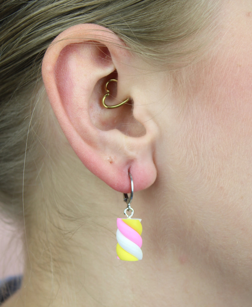 Marshmallow Huggie Hoop Earrings - Sour Cherry