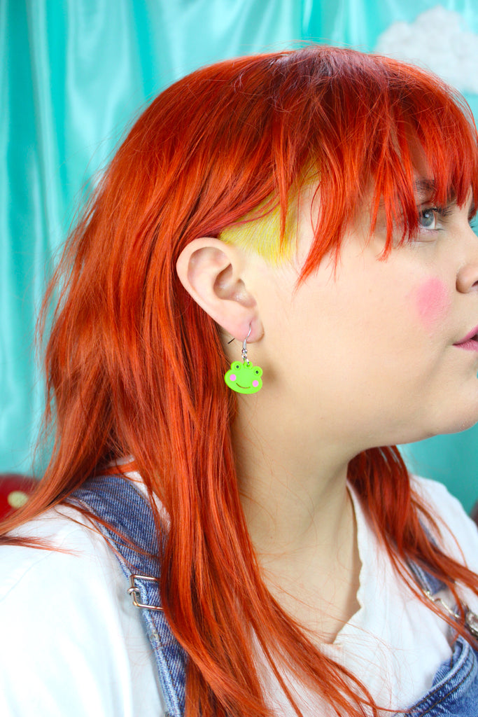 Happy Frogs Earrings - Sour Cherry