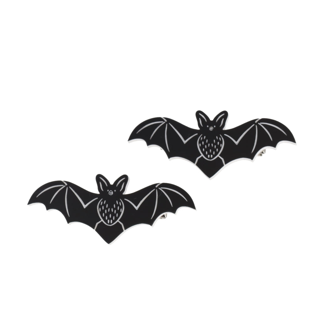 Black bat alligator clips with white outlines
