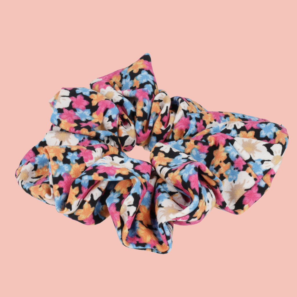 May Queen Scrunchie - Sour Cherry
