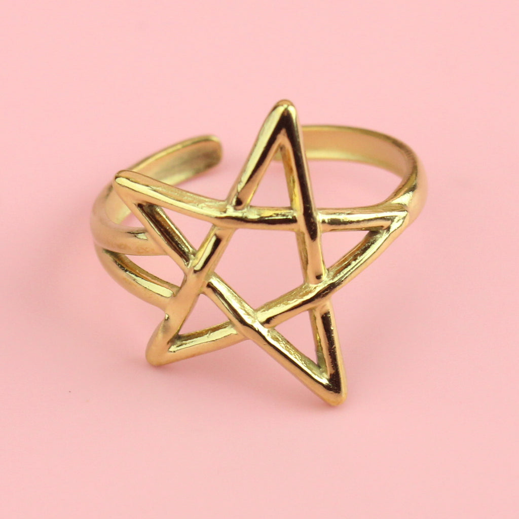 Pentagram Ring - Gold plated - Sour Cherry
