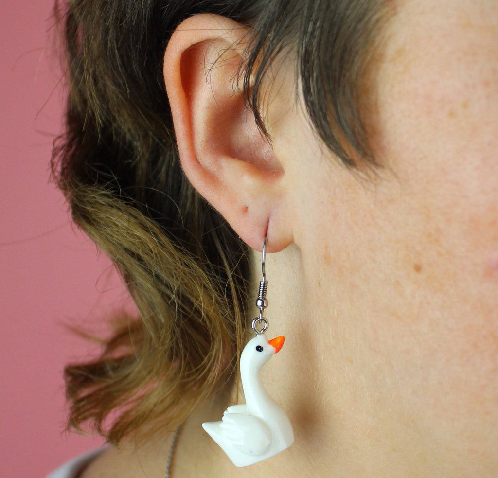 Swan-derful Earrings - Sour Cherry