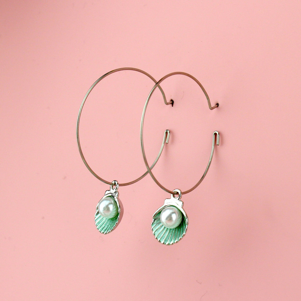 Beachy Keen Earrings (Green) - Sour Cherry