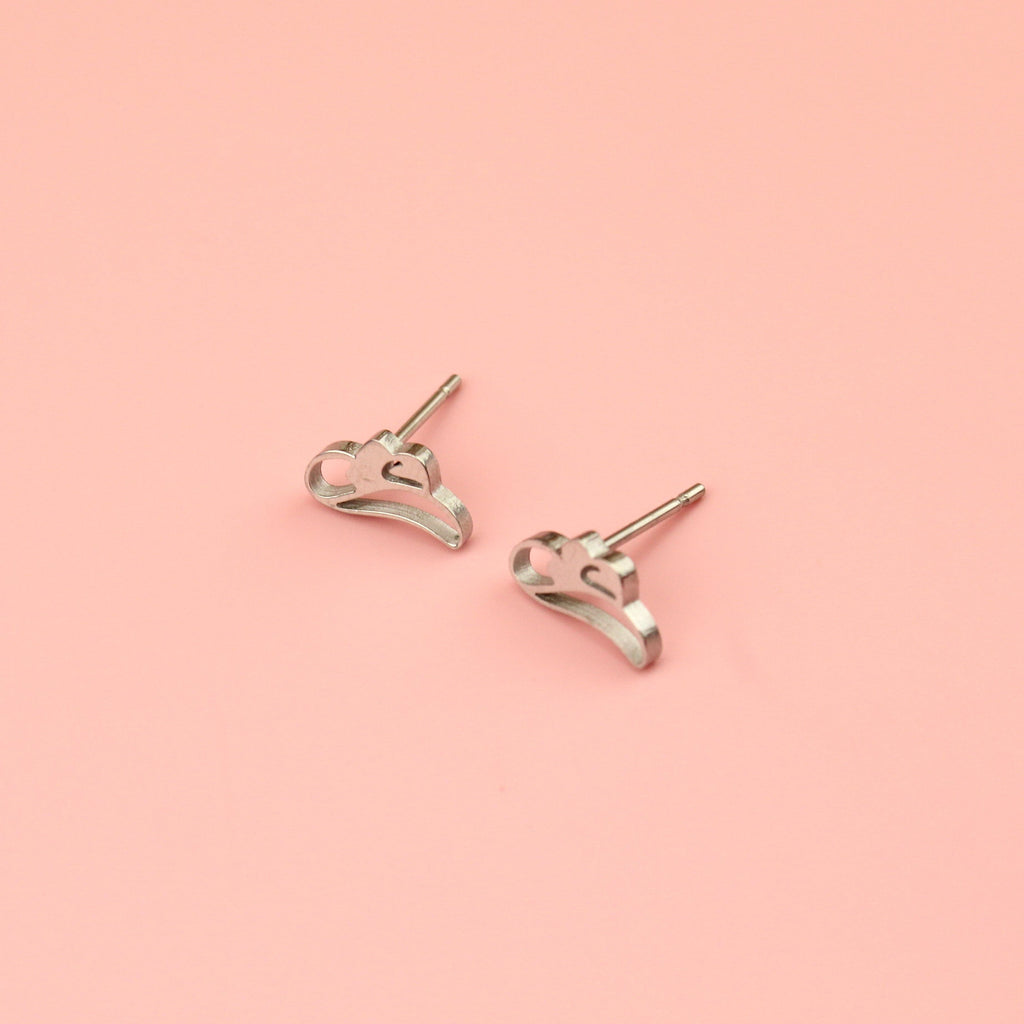 Cut out cowboy hat stud earrings