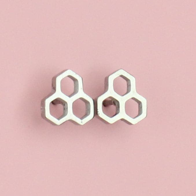 Honeycomb Stud Earrings - Sour Cherry