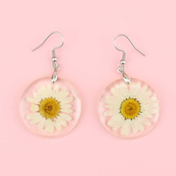 Resin Daisy Earrings - Sour Cherry