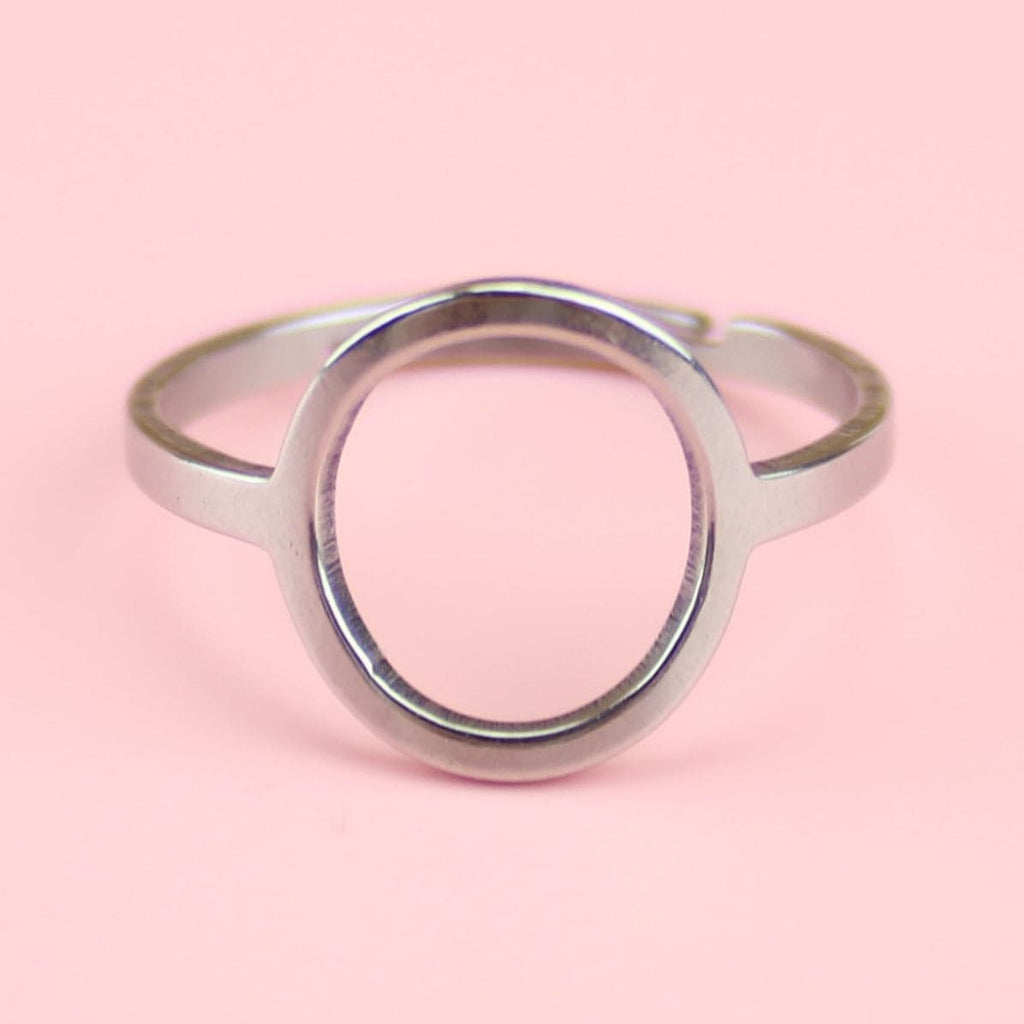 Stainless steel ring with cut out circle design