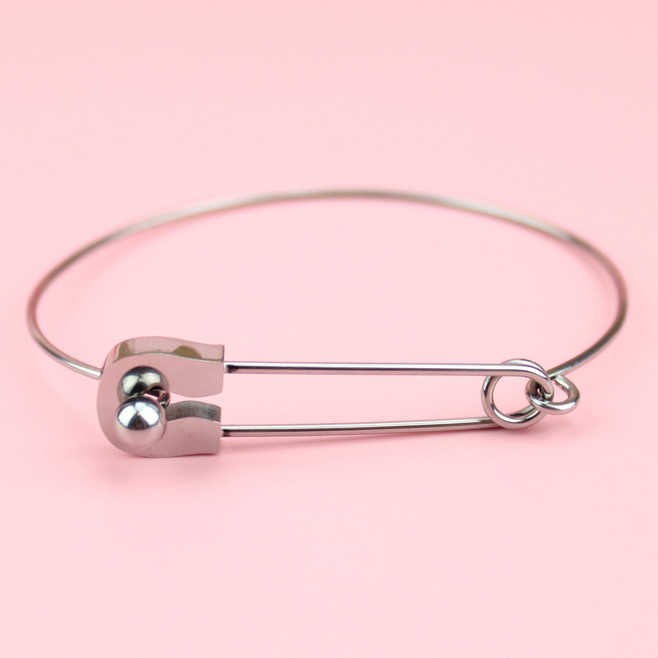 Safety Pin Necklace - Sterling Silver – Futaba Hayashi