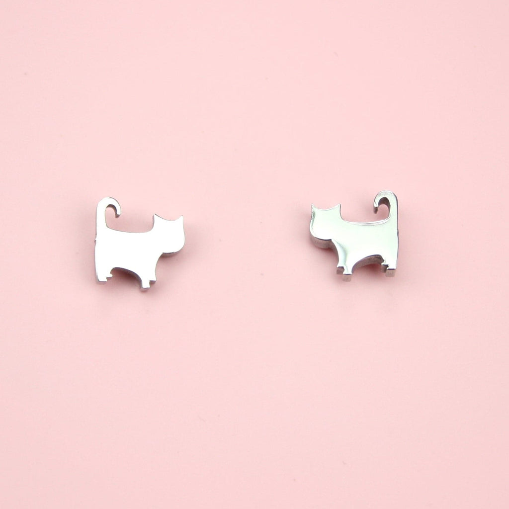 Kitty Cat Stud Earrings - Sour Cherry