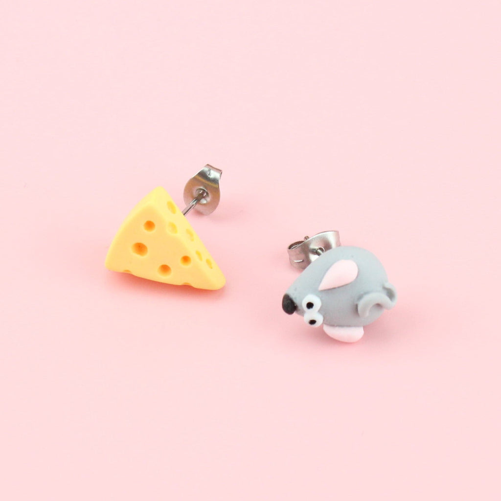 Plastic mouse and cheese stud earrings 