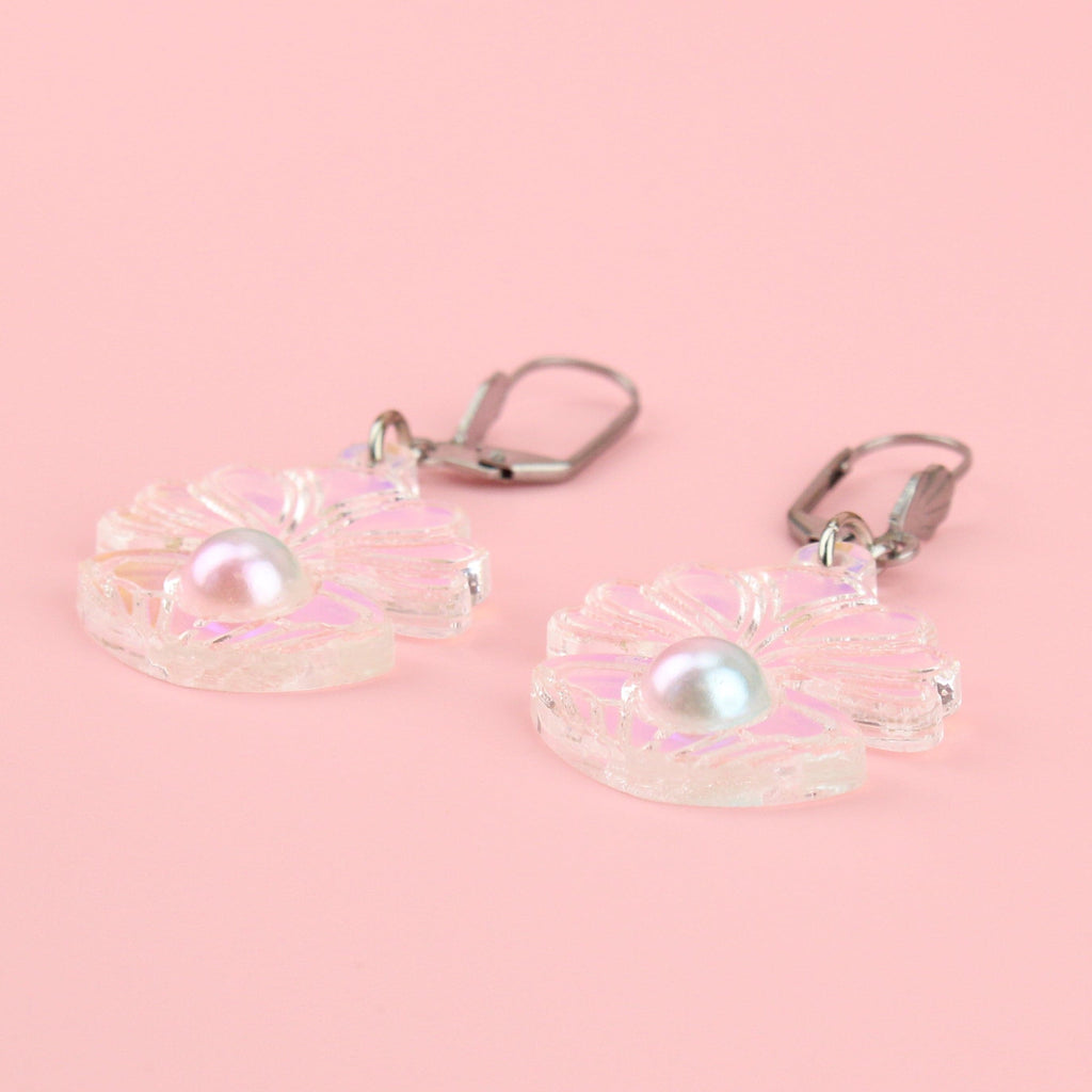 Iridescent Clam Shell Earrings - Sour Cherry