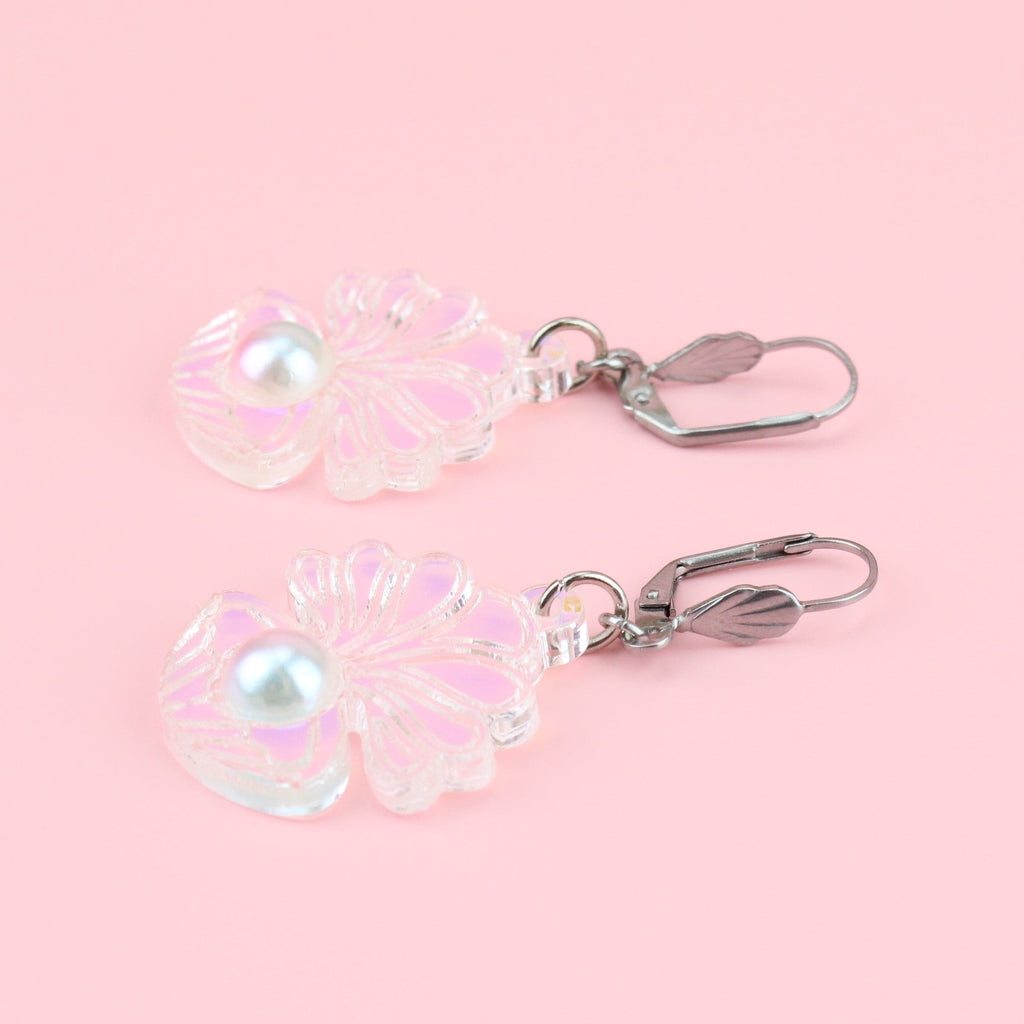 Iridescent Clam Shell Earrings - Sour Cherry