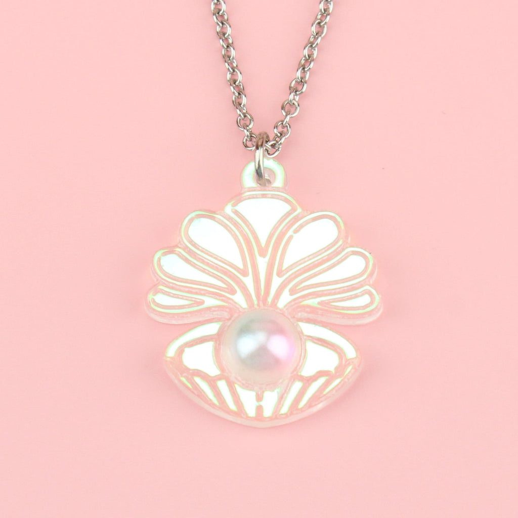 Iridescent Clam Shell Pendant Necklace - Sour Cherry