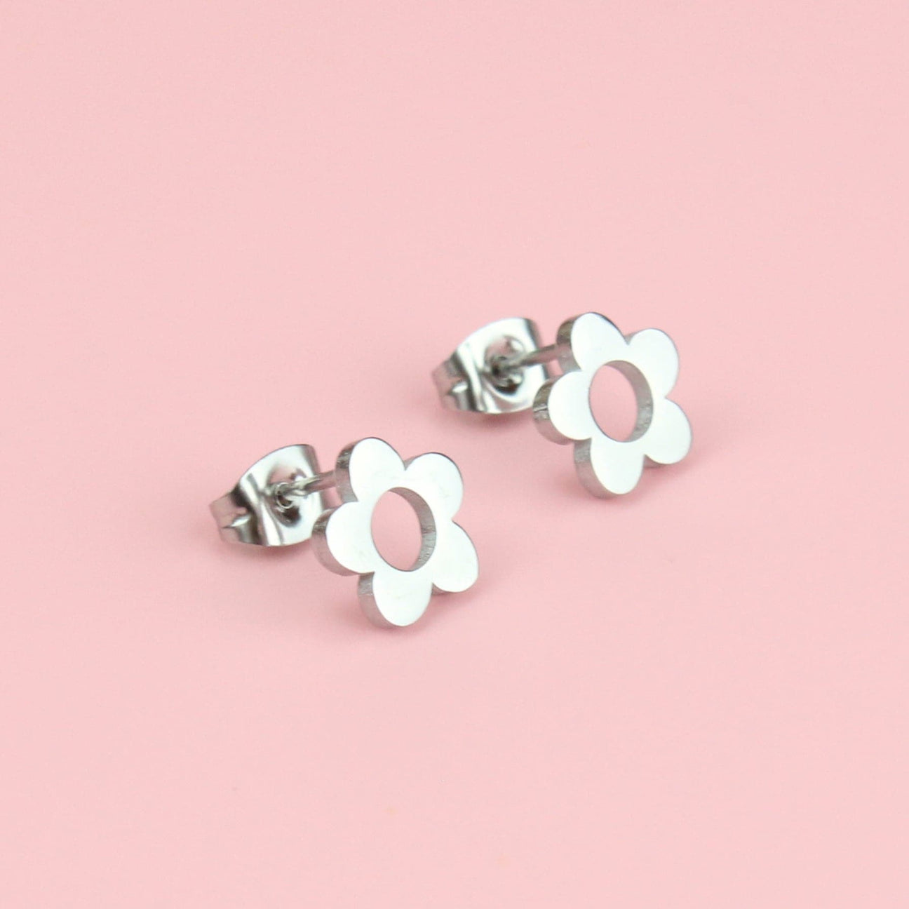 Flower Power Stud Earrings - Sour Cherry