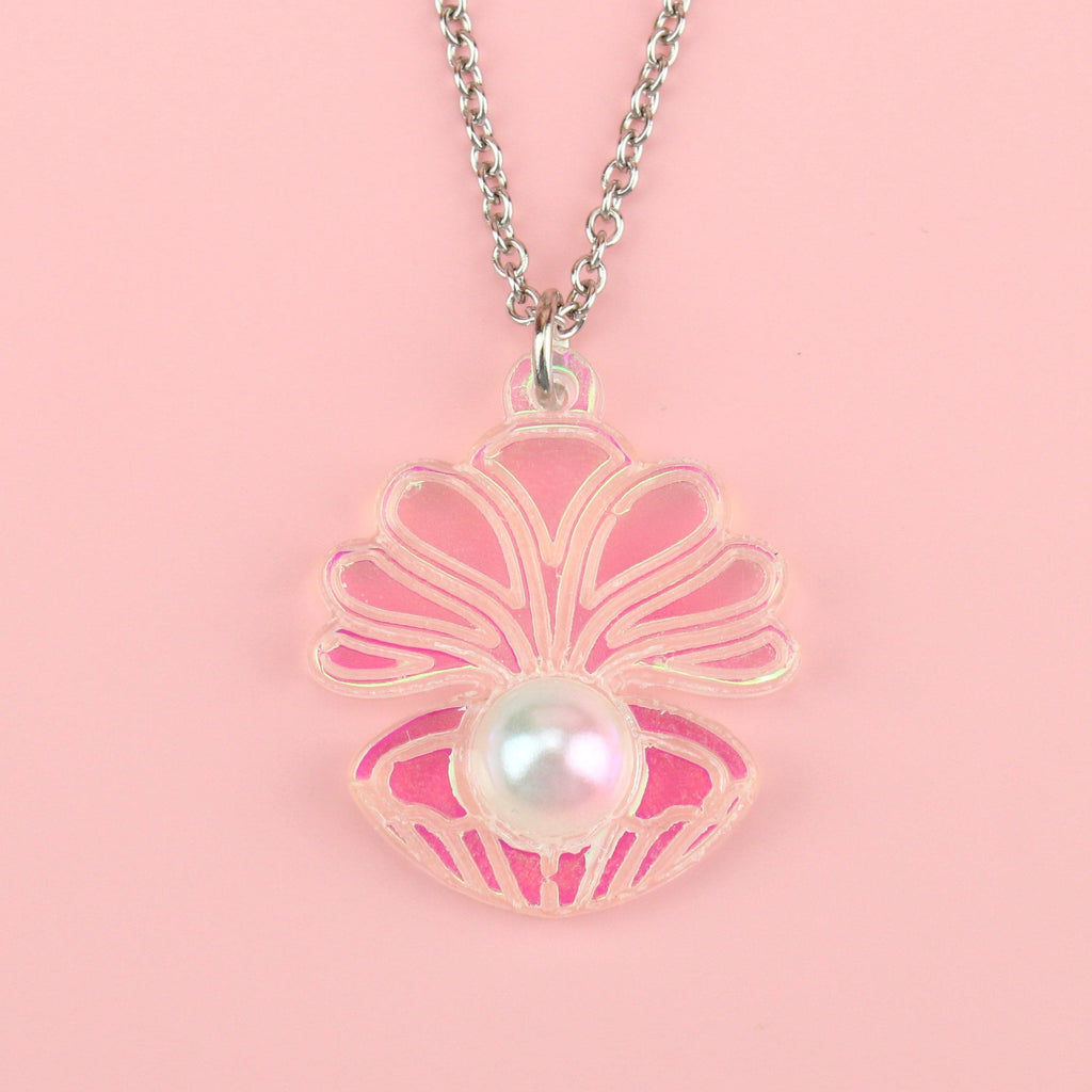 Iridescent Clam Shell Pendant Necklace - Sour Cherry