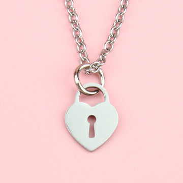 Stainless steel necklace featuring a  heart-shaped padlock