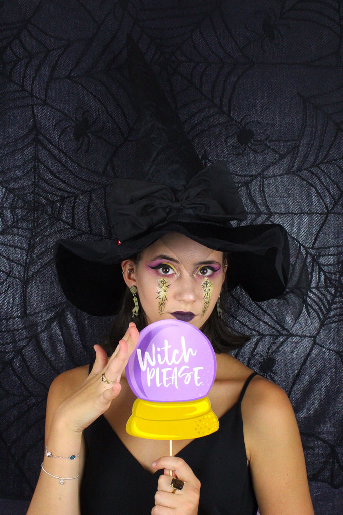 Your Future Is In My Hands Stud Earrings (Gold) - Sour Cherry