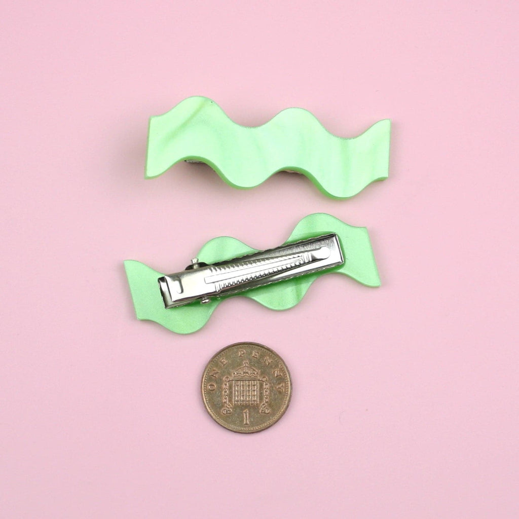 Wavy Green Marble Hair Clips - Sour Cherry