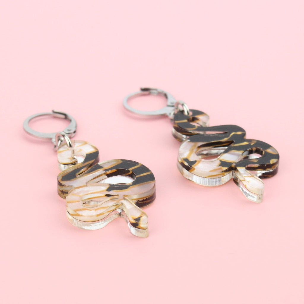 Small Black & White Snake Earrings - Sour Cherry