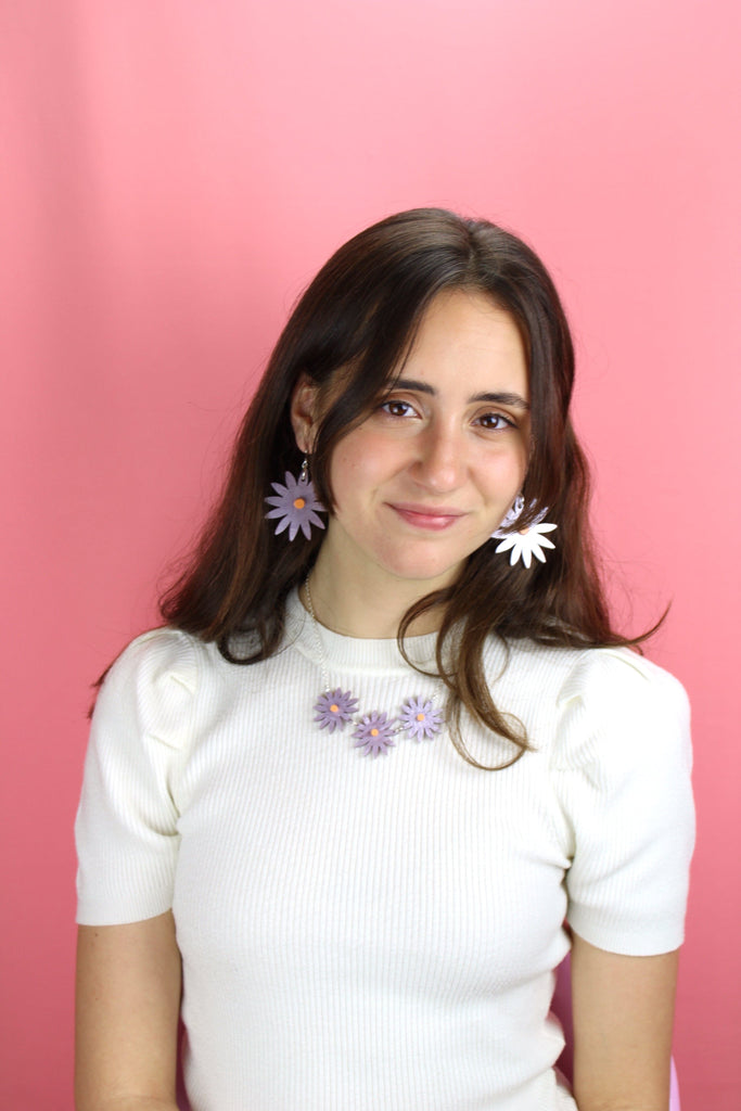 Lilac Daisy Daisy Give Me Your Answer Do Necklace (Sterling Silver) - Sour Cherry